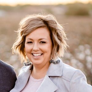 Meet your Posher, Stacy